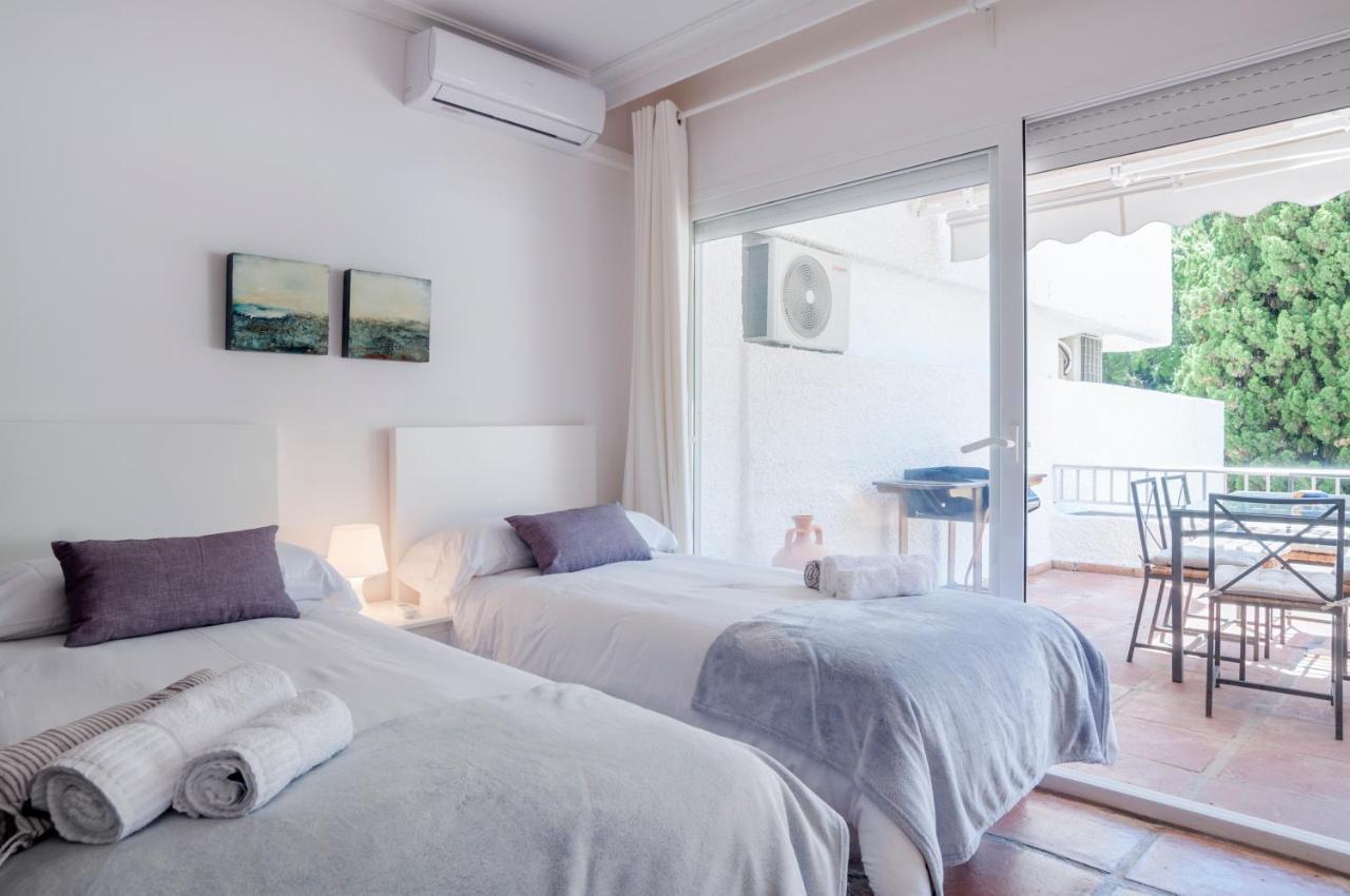 Jardines Del Mar Apartments マルベーリャ エクステリア 写真