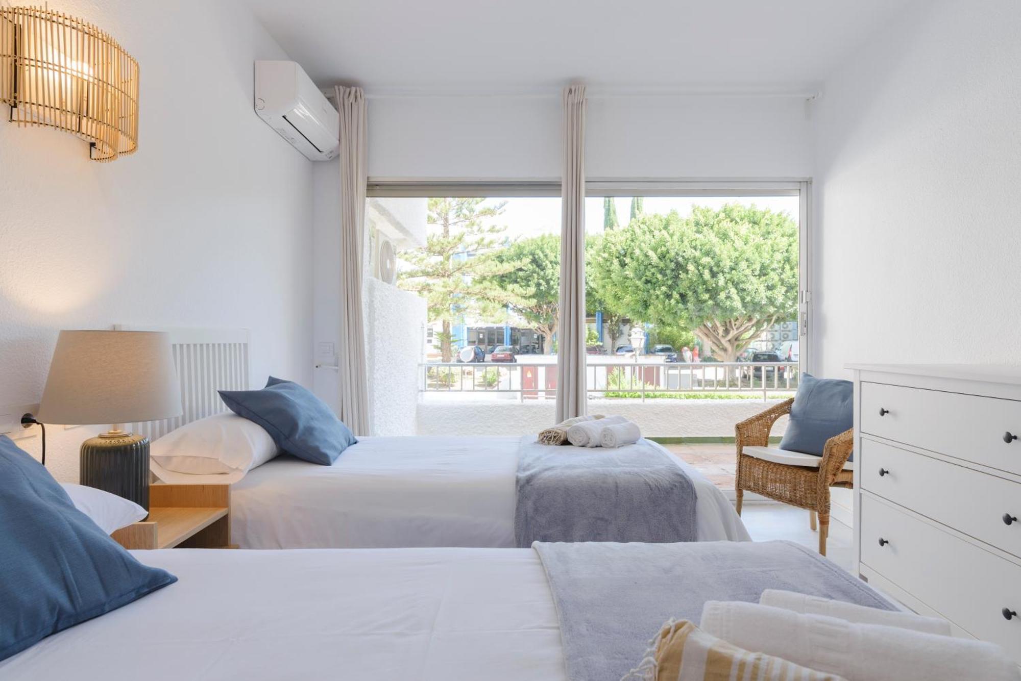 Jardines Del Mar Apartments マルベーリャ エクステリア 写真